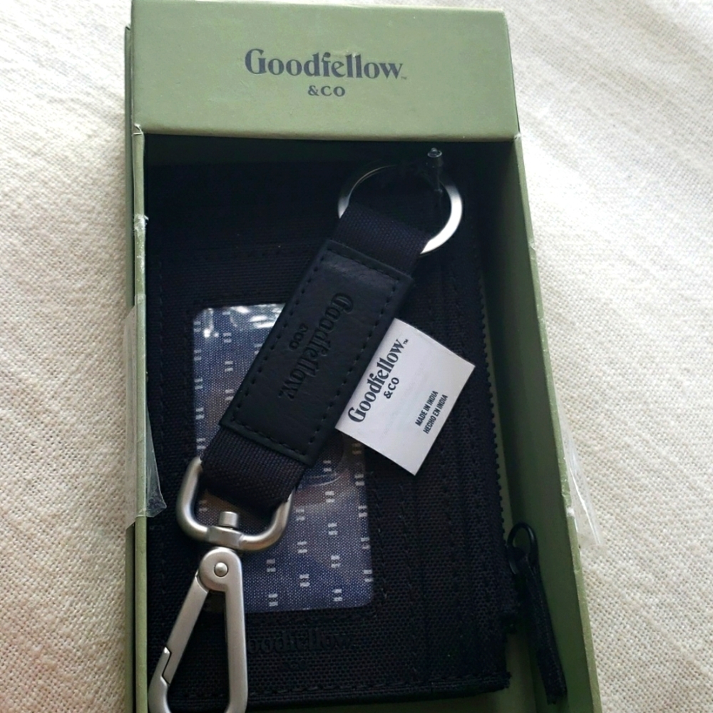 NWT GOODFELLOW WALLET AND KEYCHAIN SET